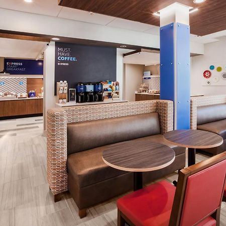 Holiday Inn Express & Suites - Bardstown By Ihg Exterior foto